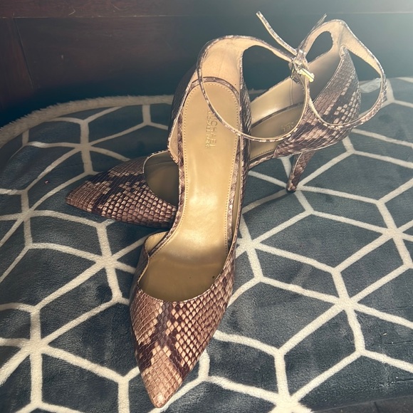 Michael Kors size 11 - Picture 1 of 4